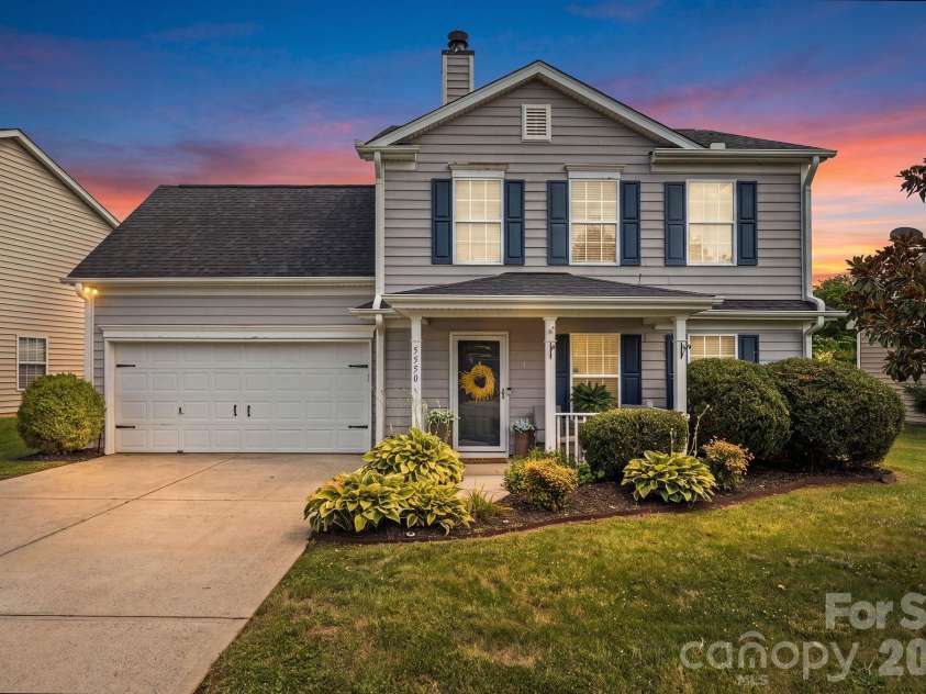 5550 Mt Mansfield Road, Charlotte, NC 28278.  MLS# CAR4403284, YatesRealty ID 38052. 