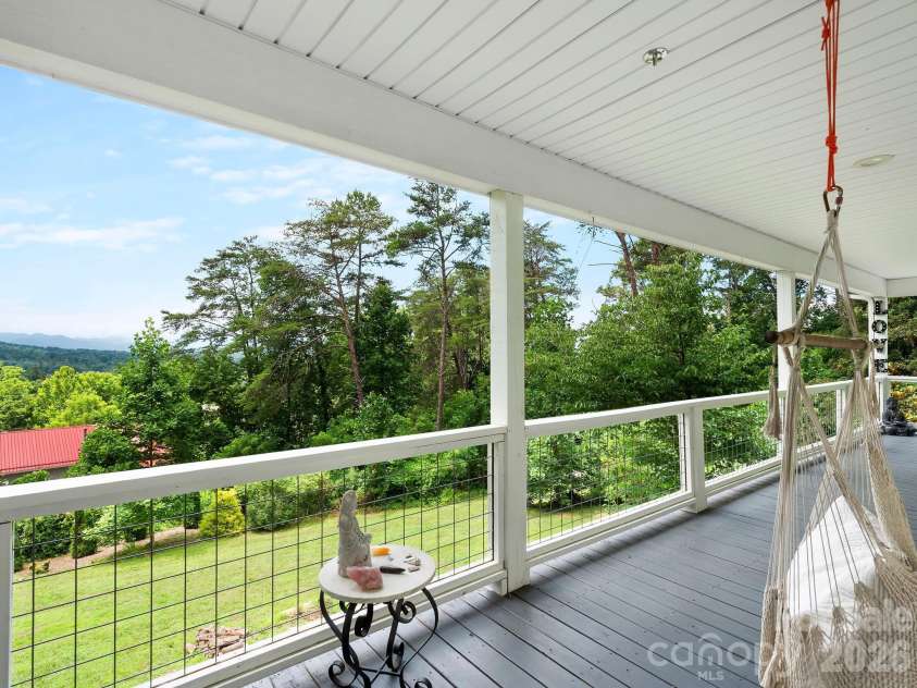 333 Herron Point Lane, Weaverville, NC 28787.  MLS# CAR4402133, YatesRealty ID 38053. 