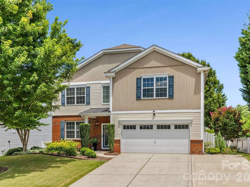 416 Garden Grove Road, Fort Mill, SC 29708.  MLS# CAR4388244, YatesRealty ID 38057. Front