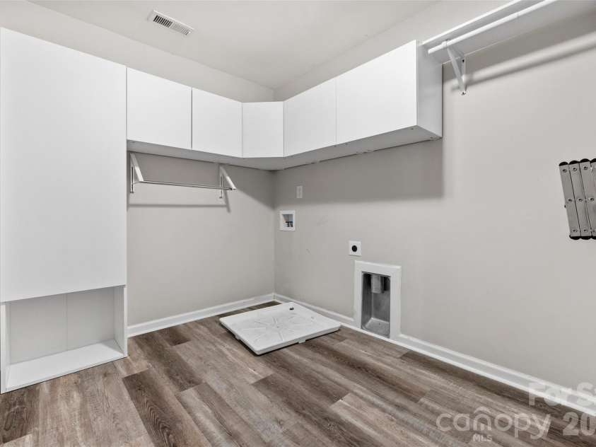 416 Garden Grove Road, Fort Mill, SC 29708.  MLS# CAR4388244, YatesRealty ID 38057. Laundry Room