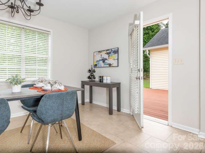 1037 Ridgefield Circle, Indian Trail, NC 28079.  MLS# CAR4403811, YatesRealty ID 38059. 
