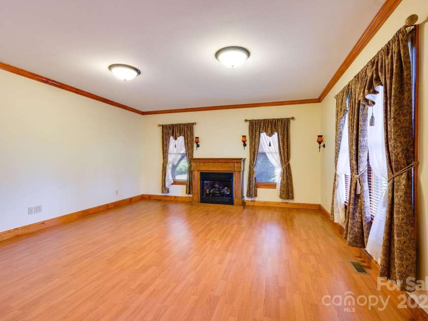 1071 Caleb Setzer Road, Newton, NC 28658.  MLS# CAR4321050, YatesRealty ID 3806. 