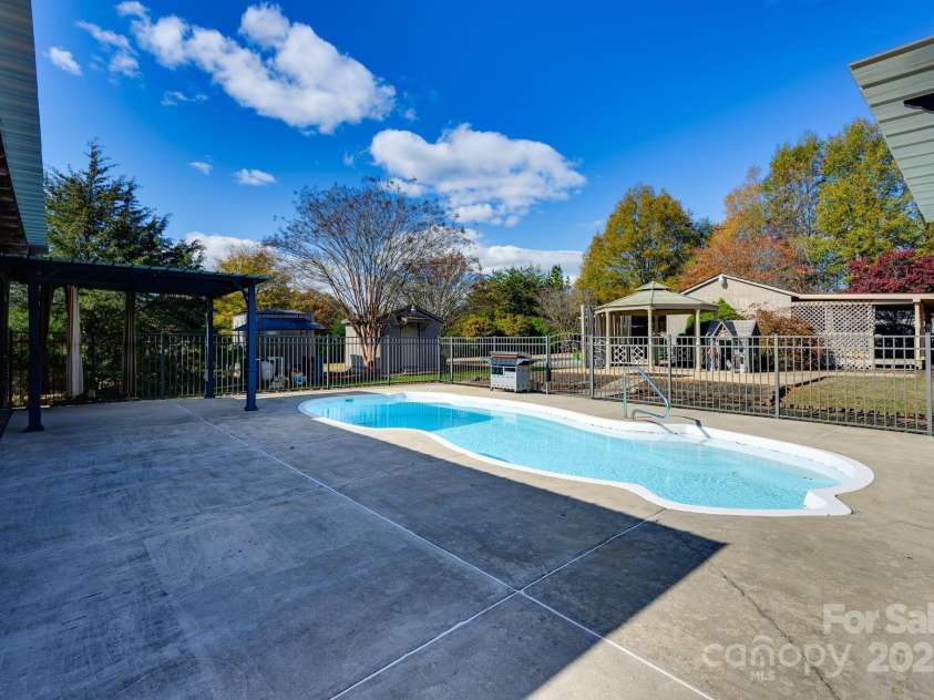 1071 Caleb Setzer Road, Newton, NC 28658.  MLS# CAR4321050, YatesRealty ID 3806. 