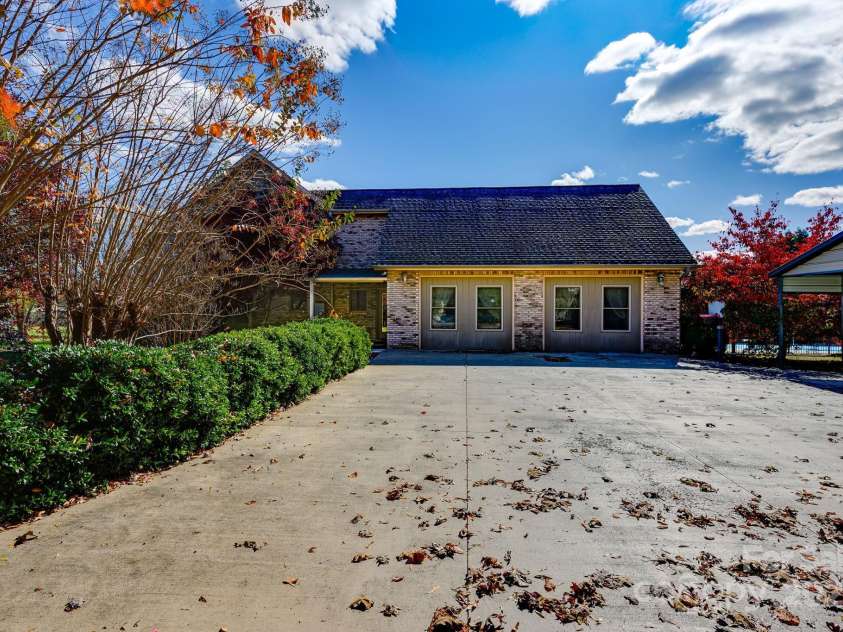 1071 Caleb Setzer Road, Newton, NC 28658.  MLS# CAR4321050, YatesRealty ID 3806. 