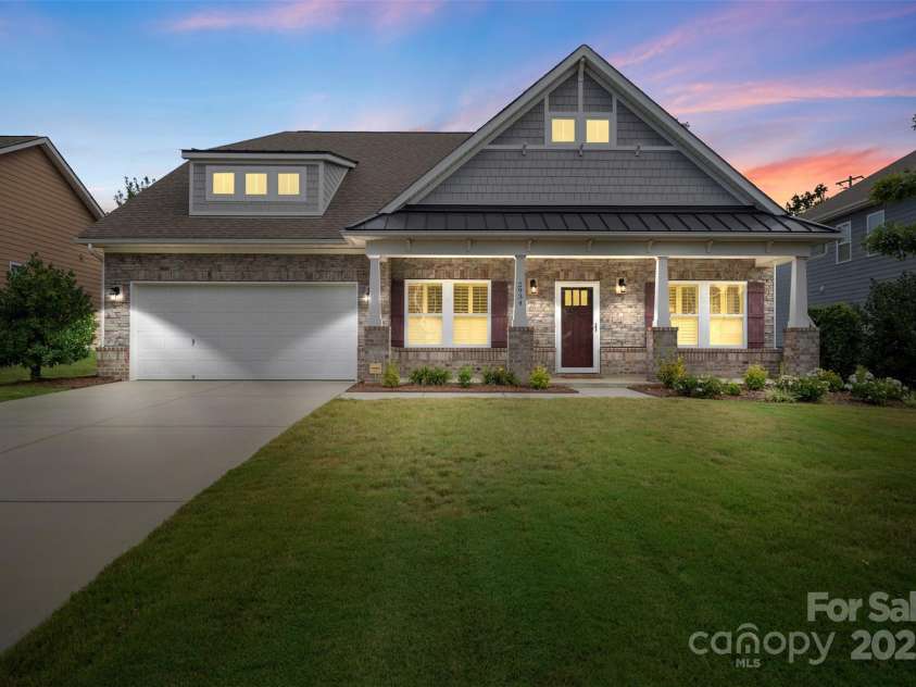 2934 Hiddenbrook Way, Fort Mill, SC 29707.  MLS# CAR4300853, YatesRealty ID 3806. 
