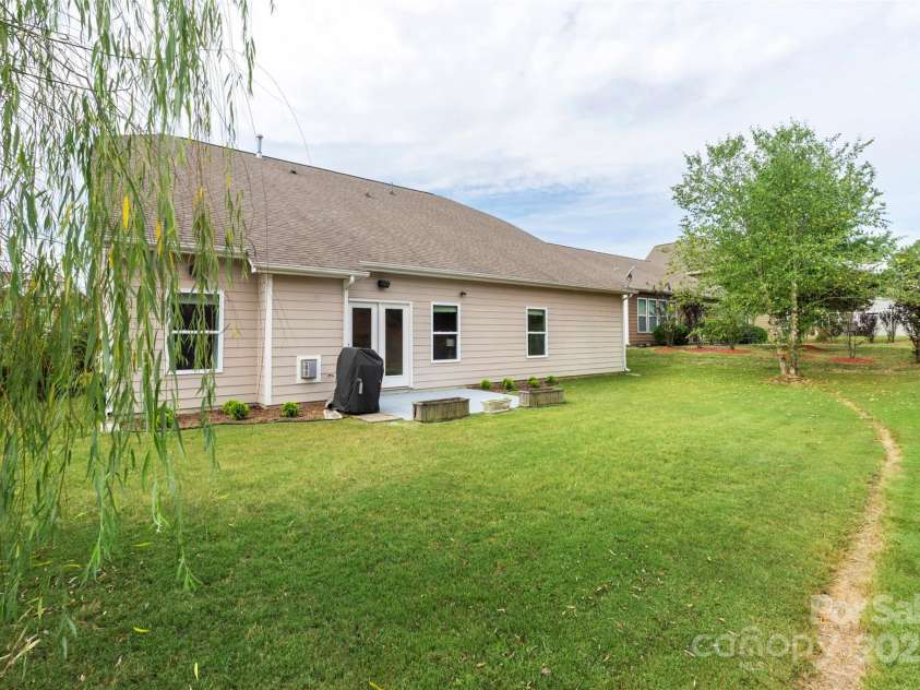 2934 Hiddenbrook Way, Fort Mill, SC 29707.  MLS# CAR4300853, YatesRealty ID 3806. 