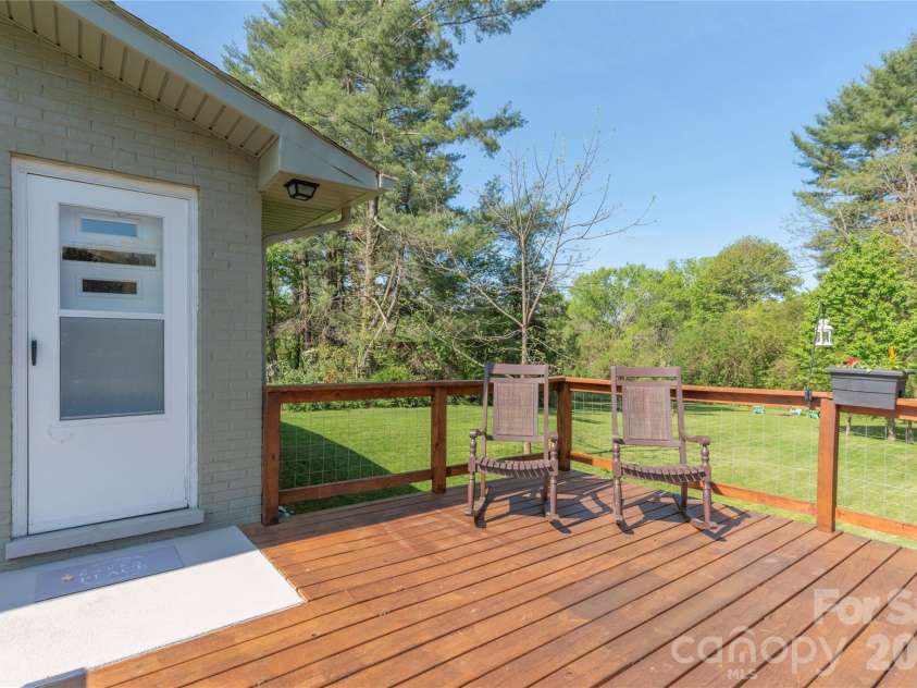 65 Lakeview Street, Clyde, NC 28721.  MLS# CAR4326737, YatesRealty ID 3806. 