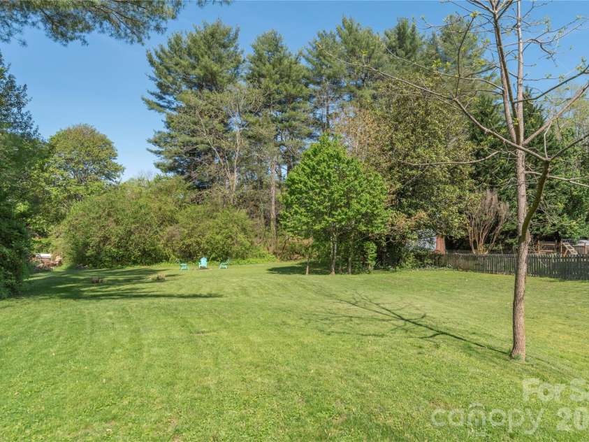 65 Lakeview Street, Clyde, NC 28721.  MLS# CAR4326737, YatesRealty ID 3806. 