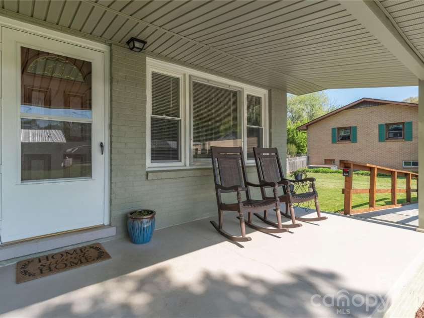 65 Lakeview Street, Clyde, NC 28721.  MLS# CAR4326737, YatesRealty ID 3806. 