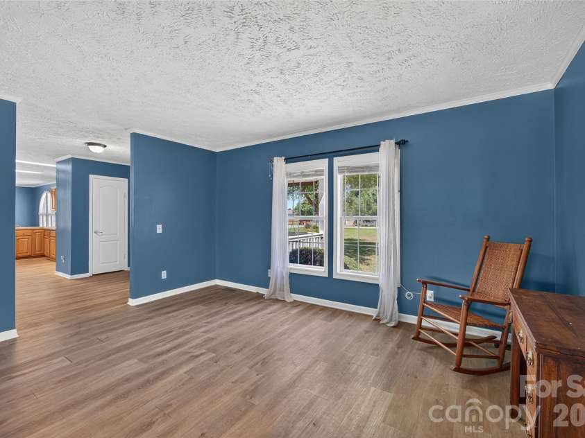 766 Midway Road, Statesville, NC 28625.  MLS# CAR4403324, YatesRealty ID 38061. 