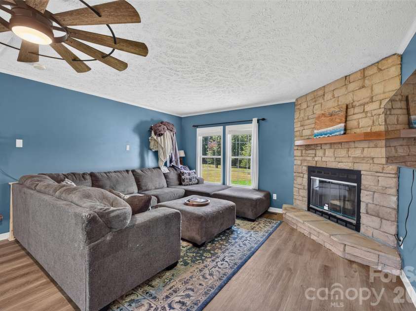 766 Midway Road, Statesville, NC 28625.  MLS# CAR4403324, YatesRealty ID 38061. 