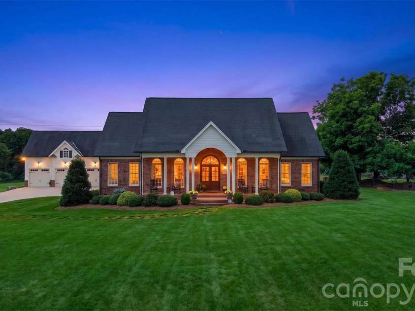 2395 Spencer Road, Archdale, NC 27263.  MLS# CAR4404321, YatesRealty ID 38062. 
