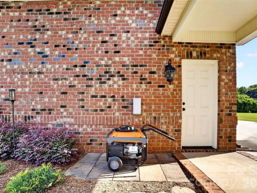 2395 Spencer Road, Archdale, NC 27263.  MLS# CAR4404321, YatesRealty ID 38062. 