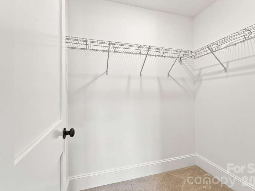 257 Sandpiper Drive, Lexington, NC 27295.  MLS# CAR4405452, YatesRealty ID 38063. 