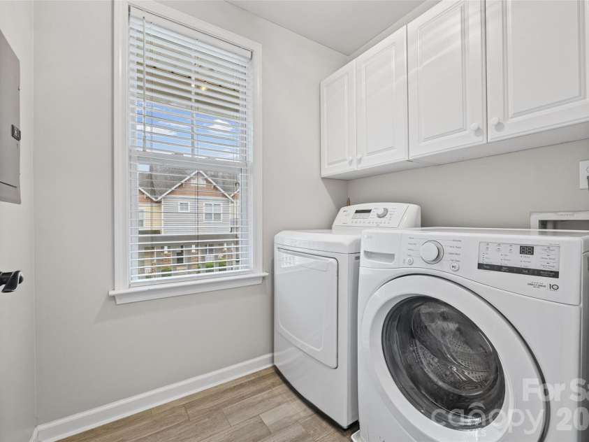 11143 Dundarrach Lane, Charlotte, NC 28277.  MLS# CAR4402860, YatesRealty ID 38066. 