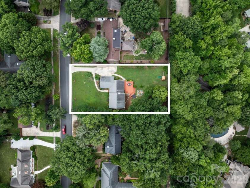 3519 Mill Pond Road, Charlotte, NC 28226.  MLS# CAR4396973, YatesRealty ID 38067. 