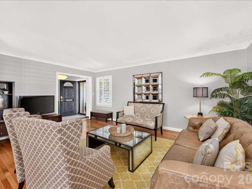 3519 Mill Pond Road, Charlotte, NC 28226.  MLS# CAR4396973, YatesRealty ID 38067. 