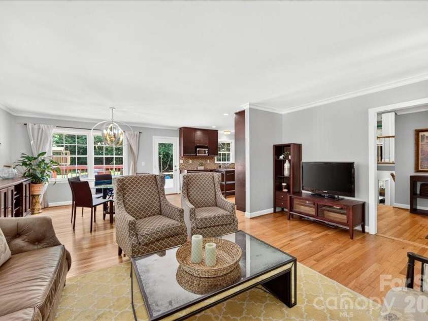 3519 Mill Pond Road, Charlotte, NC 28226.  MLS# CAR4396973, YatesRealty ID 38067. 