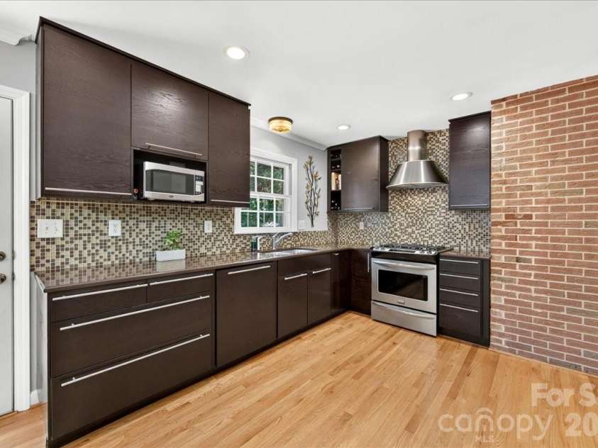 3519 Mill Pond Road, Charlotte, NC 28226.  MLS# CAR4396973, YatesRealty ID 38067. 
