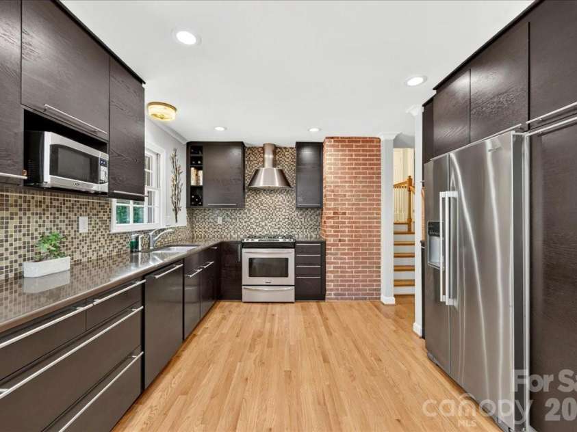 3519 Mill Pond Road, Charlotte, NC 28226.  MLS# CAR4396973, YatesRealty ID 38067. 