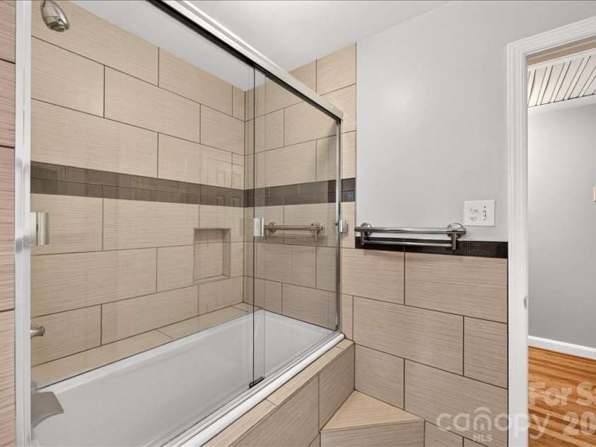 3519 Mill Pond Road, Charlotte, NC 28226.  MLS# CAR4396973, YatesRealty ID 38067. 