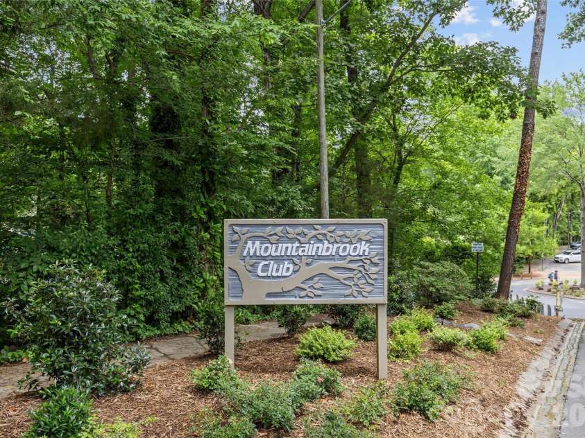 3519 Mill Pond Road, Charlotte, NC 28226.  MLS# CAR4396973, YatesRealty ID 38067. 