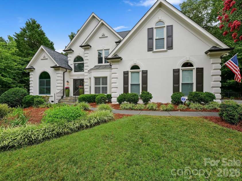 4306 Shepherdleas Lane, Charlotte, NC 28277.  MLS# CAR4403621, YatesRealty ID 38069. 