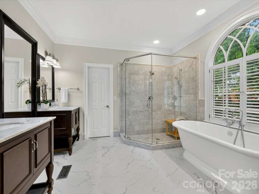 4306 Shepherdleas Lane, Charlotte, NC 28277.  MLS# CAR4403621, YatesRealty ID 38069. 