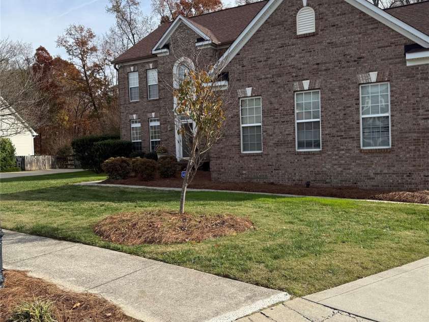 11620 Foggy Bank Lane, Charlotte, NC 28214.  MLS# CAR4204252, YatesRealty ID 3807. 
