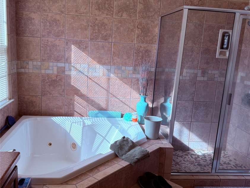 11620 Foggy Bank Lane, Charlotte, NC 28214.  MLS# CAR4204252, YatesRealty ID 3807. 