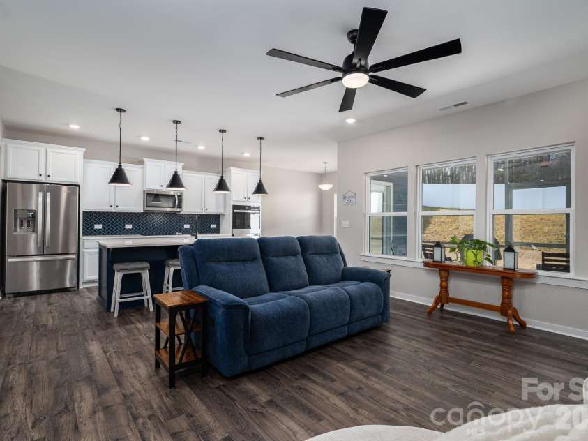 5207 Piedmont Run Road, Mount Holly, NC 28120.  MLS# CAR4347041, YatesRealty ID 3807. Great Room/Kitchen