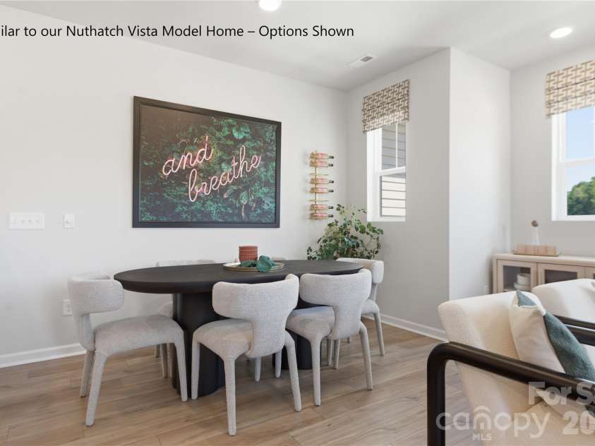 6621 Fire Lily Lane, Charlotte, NC 28216.  MLS# CAR4393830, YatesRealty ID 38073. Bright and Welcoming Dining Area