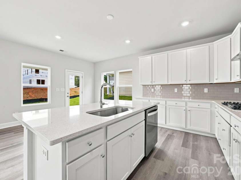 1039 Rocking Horse Road, Indian Trail, NC 28079.  MLS# CAR4370781, YatesRealty ID 38079. 