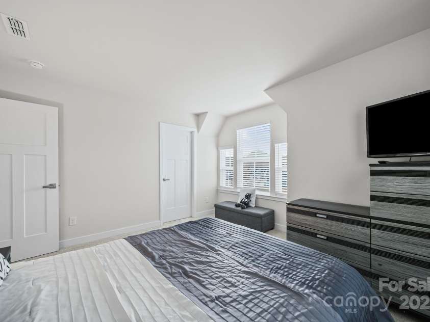 956 Prince Garrett Way, Denver, NC 28037.  MLS# CAR4321758, YatesRealty ID 3808. 