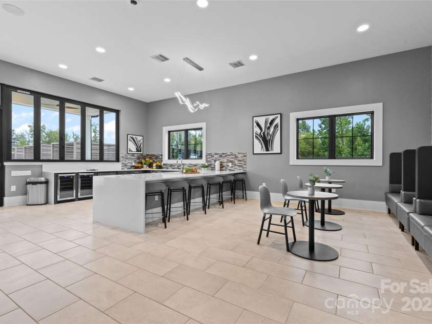 956 Prince Garrett Way, Denver, NC 28037.  MLS# CAR4321758, YatesRealty ID 3808. Amenities