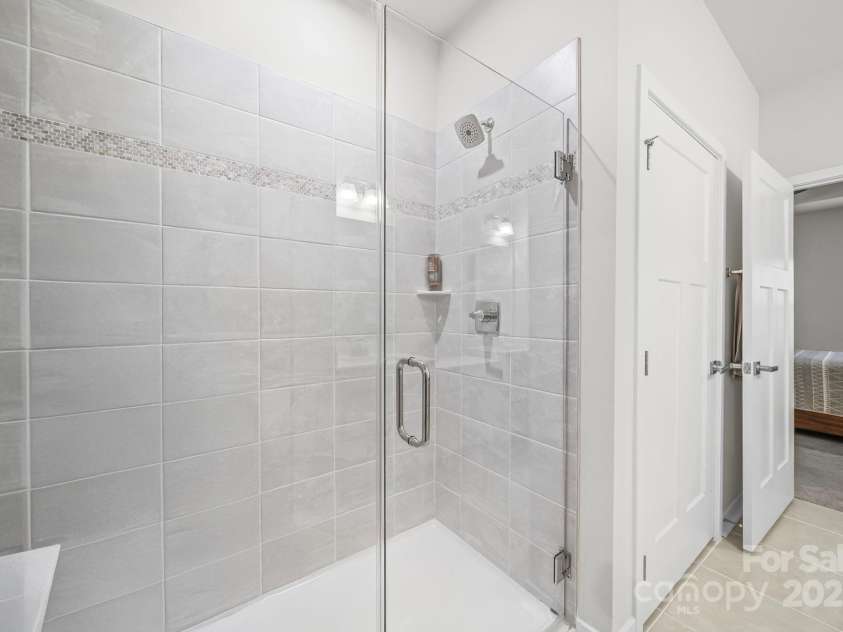 956 Prince Garrett Way, Denver, NC 28037.  MLS# CAR4321758, YatesRealty ID 3808. Primary Bath with large walk in Shower