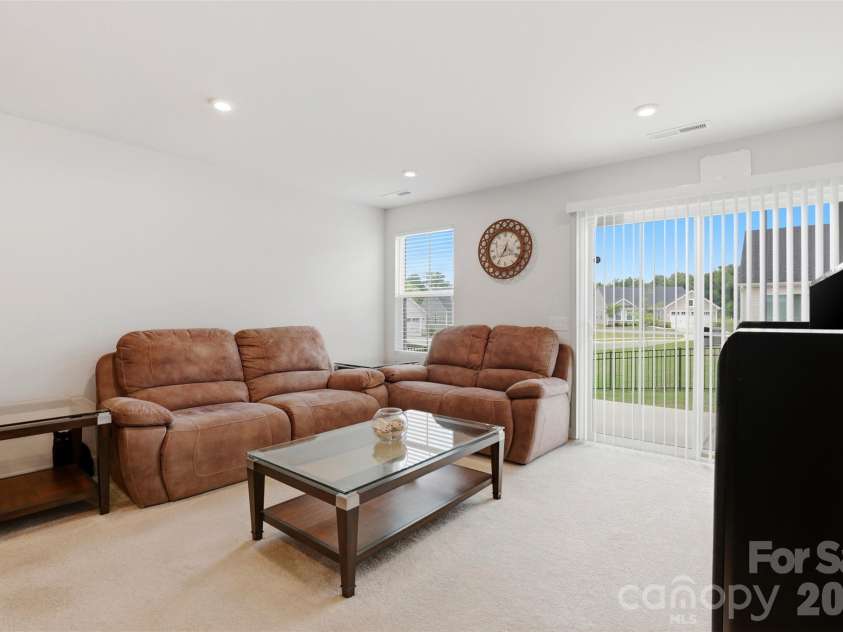 620 Grandiflora Avenue, Lancaster, SC 29720.  MLS# CAR4386320, YatesRealty ID 38081. 