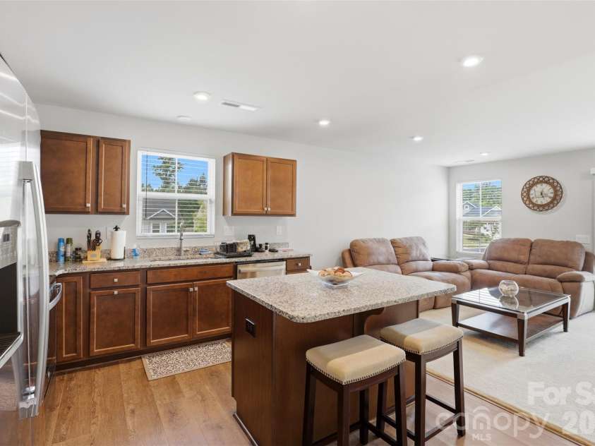 620 Grandiflora Avenue, Lancaster, SC 29720.  MLS# CAR4386320, YatesRealty ID 38081. 