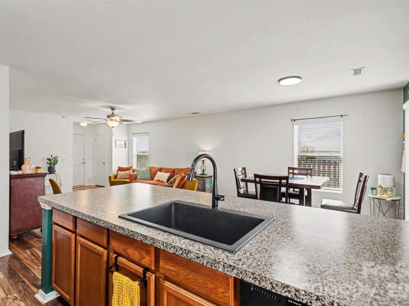 4432 Kiddle Lane, Monroe, NC 28110.  MLS# CAR4401088, YatesRealty ID 38089. 