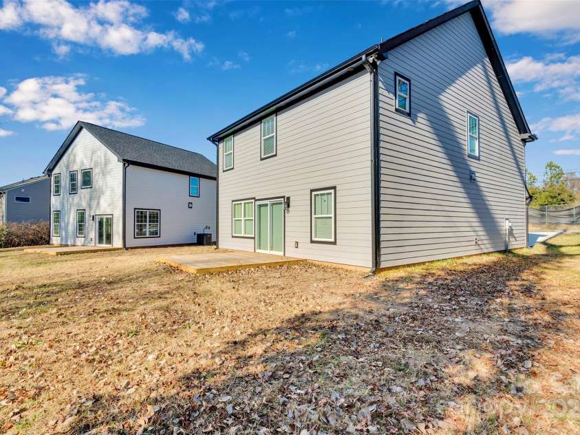 3208 Auten Avenue, Charlotte, NC 28269.  MLS# CAR4333770, YatesRealty ID 3809. 
