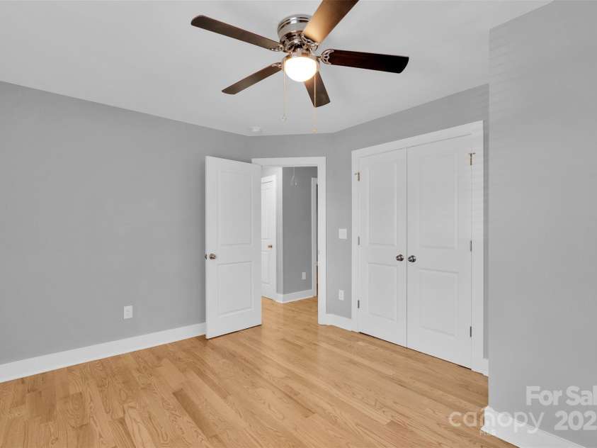 3208 Auten Avenue, Charlotte, NC 28269.  MLS# CAR4333770, YatesRealty ID 3809. 