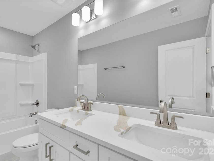 3208 Auten Avenue, Charlotte, NC 28269.  MLS# CAR4333770, YatesRealty ID 3809. 