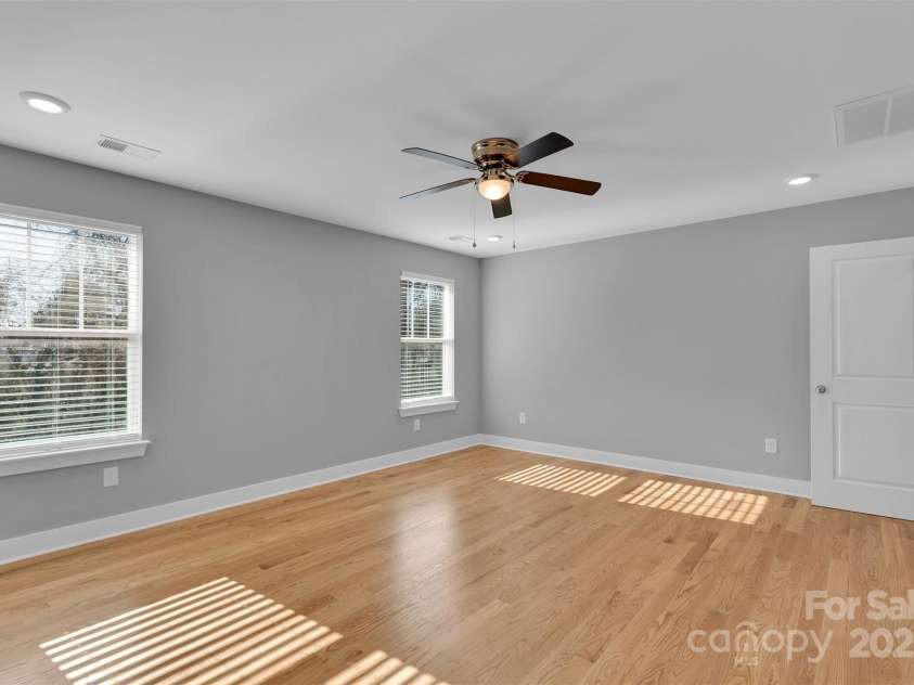 3208 Auten Avenue, Charlotte, NC 28269.  MLS# CAR4333770, YatesRealty ID 3809. 