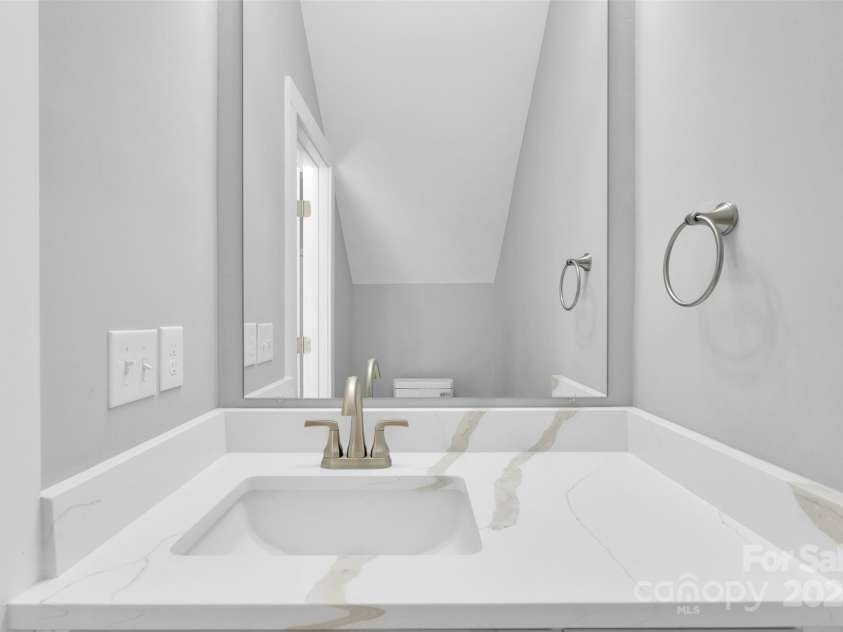 3208 Auten Avenue, Charlotte, NC 28269.  MLS# CAR4333770, YatesRealty ID 3809. 