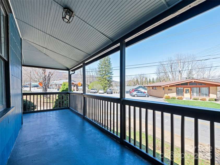 442 and 440 Walnut Street, Waynesville, NC 28786.  MLS# CAR4241877, YatesRealty ID 3809. 