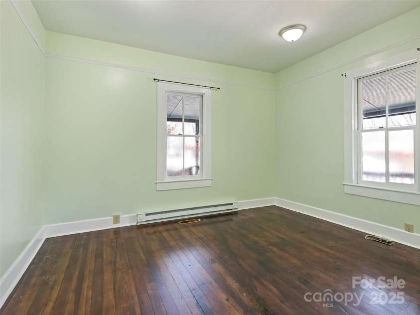 442 and 440 Walnut Street, Waynesville, NC 28786.  MLS# CAR4241877, YatesRealty ID 3809. 