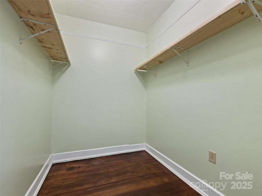 442 and 440 Walnut Street, Waynesville, NC 28786.  MLS# CAR4241877, YatesRealty ID 3809. 