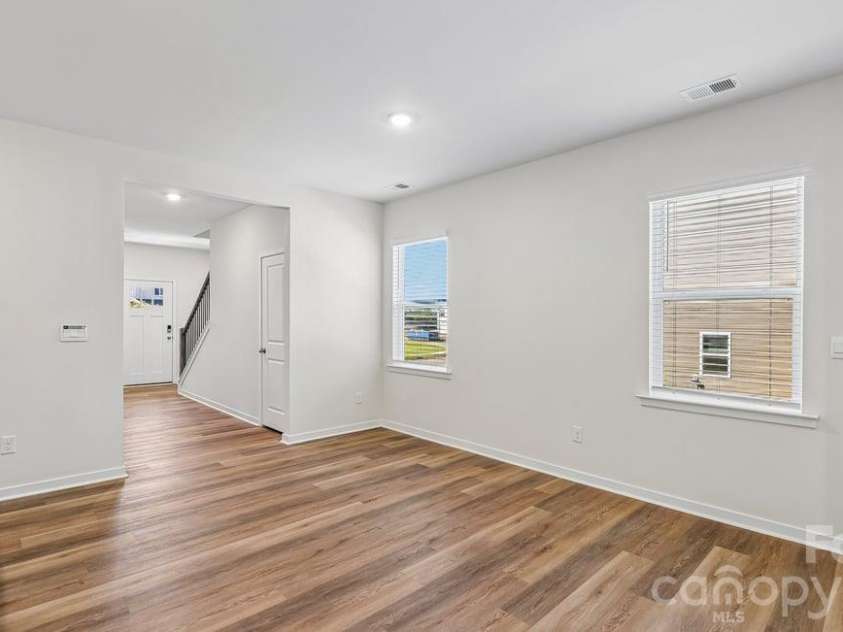580 Dazzle Loop, Newton, NC 28568.  MLS# CAR4401845, YatesRealty ID 38090. 
