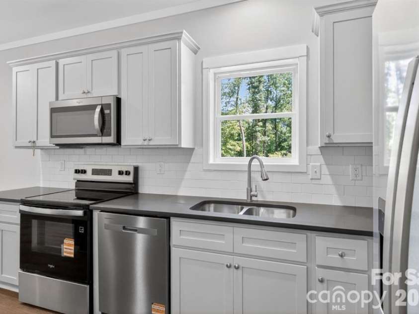 159 Evenfall Lane, Columbus, NC 28722.  MLS# CAR4405102, YatesRealty ID 38098. 