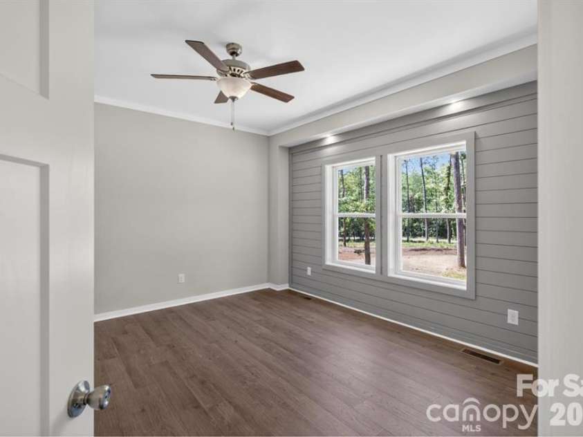 159 Evenfall Lane, Columbus, NC 28722.  MLS# CAR4405102, YatesRealty ID 38098. 